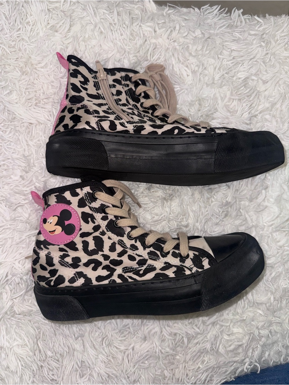 Disney Kids Leopard Print High-Top Sneakers - Black/Beige/Pink